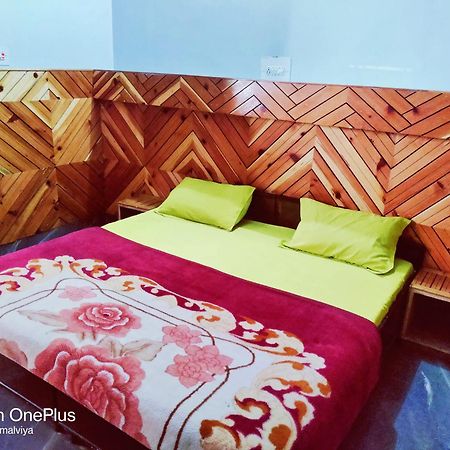 Chalo Chhalal Hotel & Cafe Kasol Ngoại thất bức ảnh