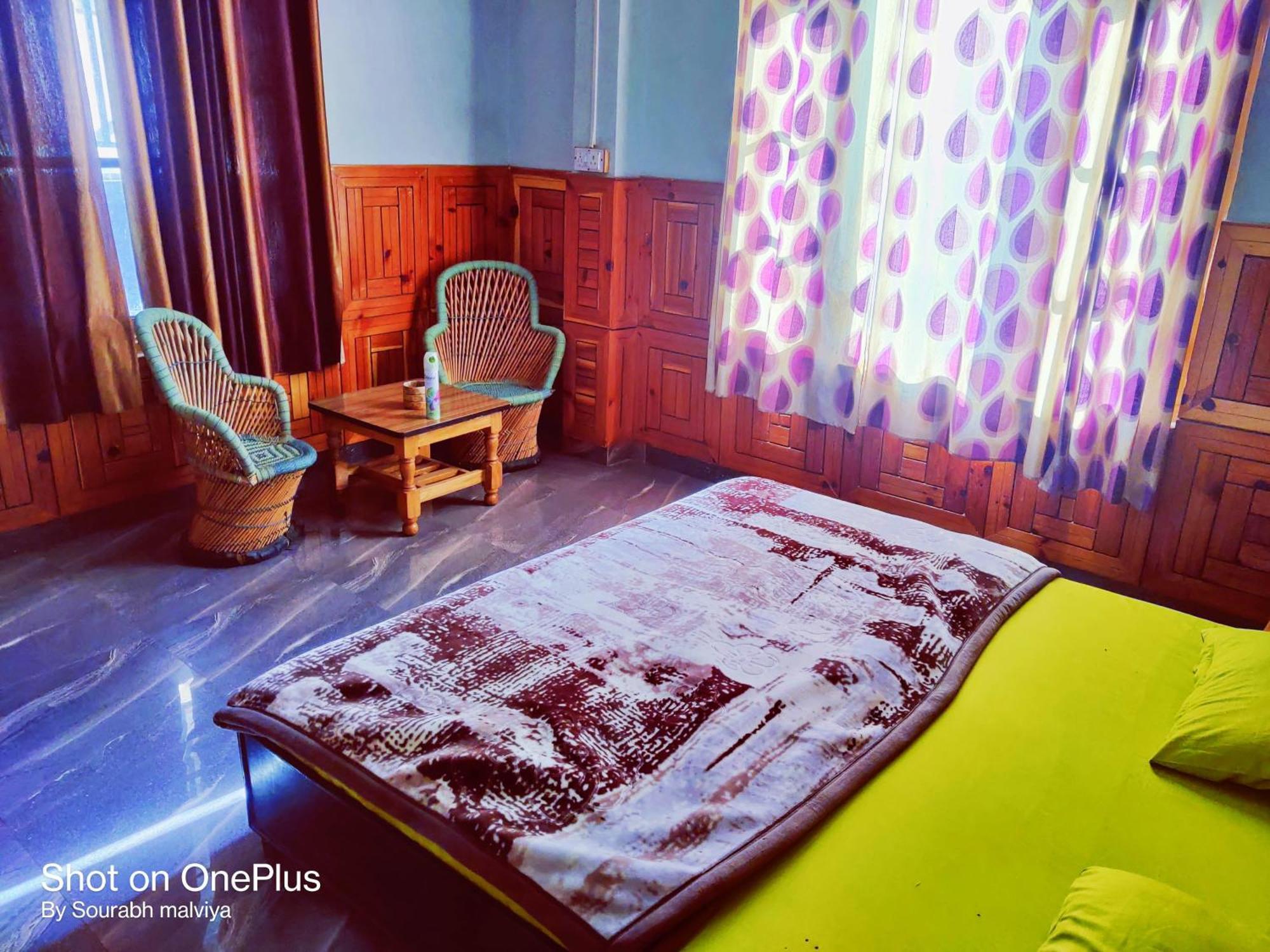 Chalo Chhalal Hotel & Cafe Kasol Ngoại thất bức ảnh