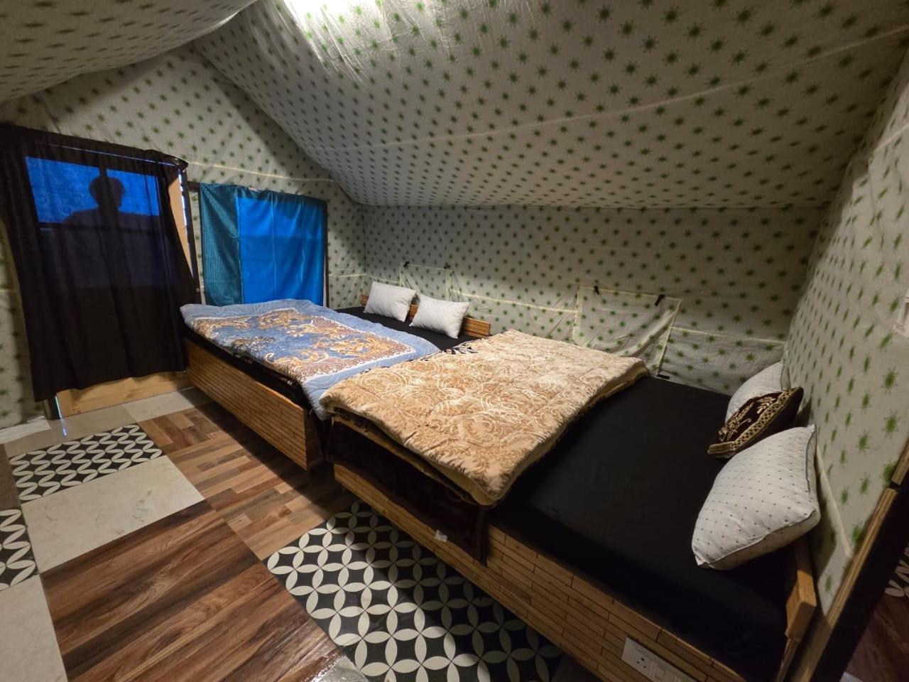 Chalo Chhalal Hotel & Cafe Kasol Ngoại thất bức ảnh